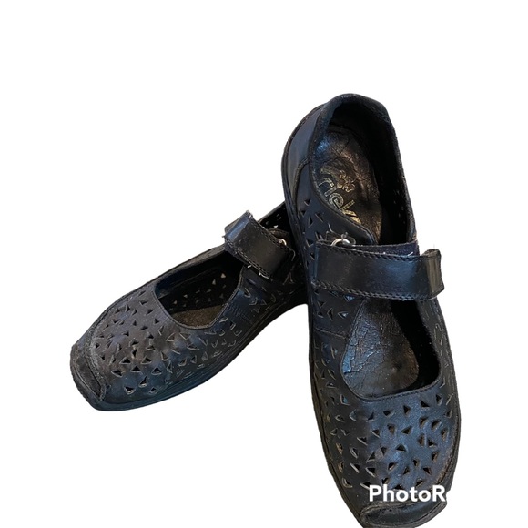 Rieker Women’s Comfortable Mary Jane Navy Blue  Sz39 8 US Shoes - Picture 1 of 8